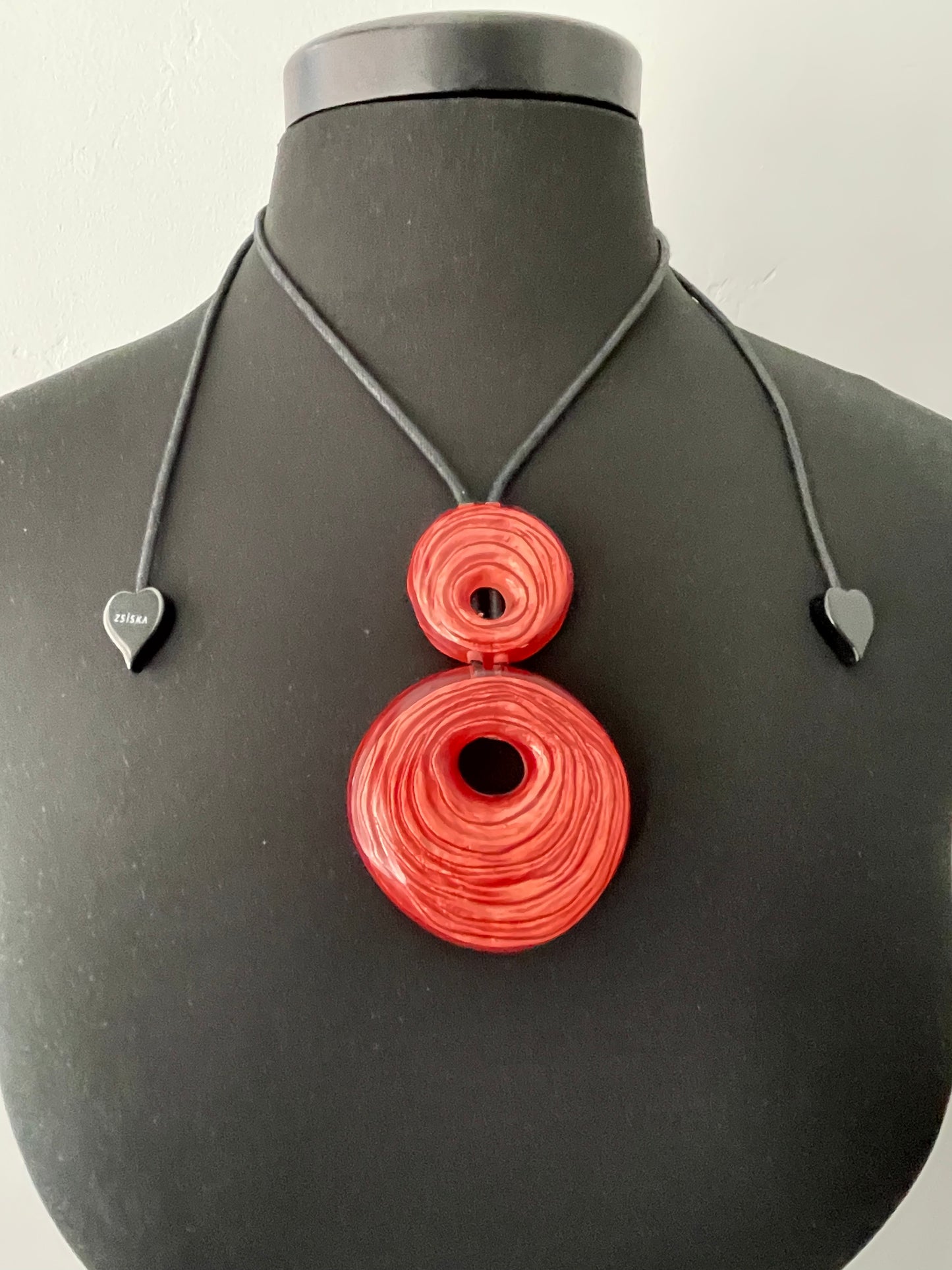 Red Double O Necklace
