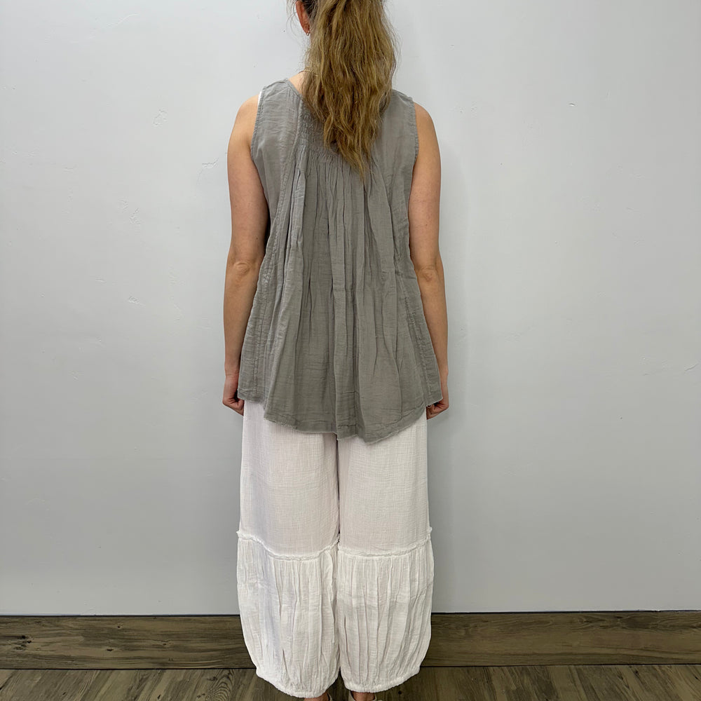 
                  
                    Grey Pleated Smock Sleeveless Flare Top
                  
                