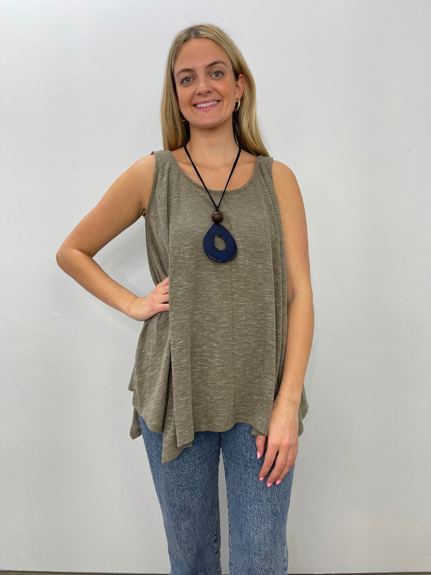 Load image into Gallery viewer, Moss Green Low Gage Knit Tunic Tank
