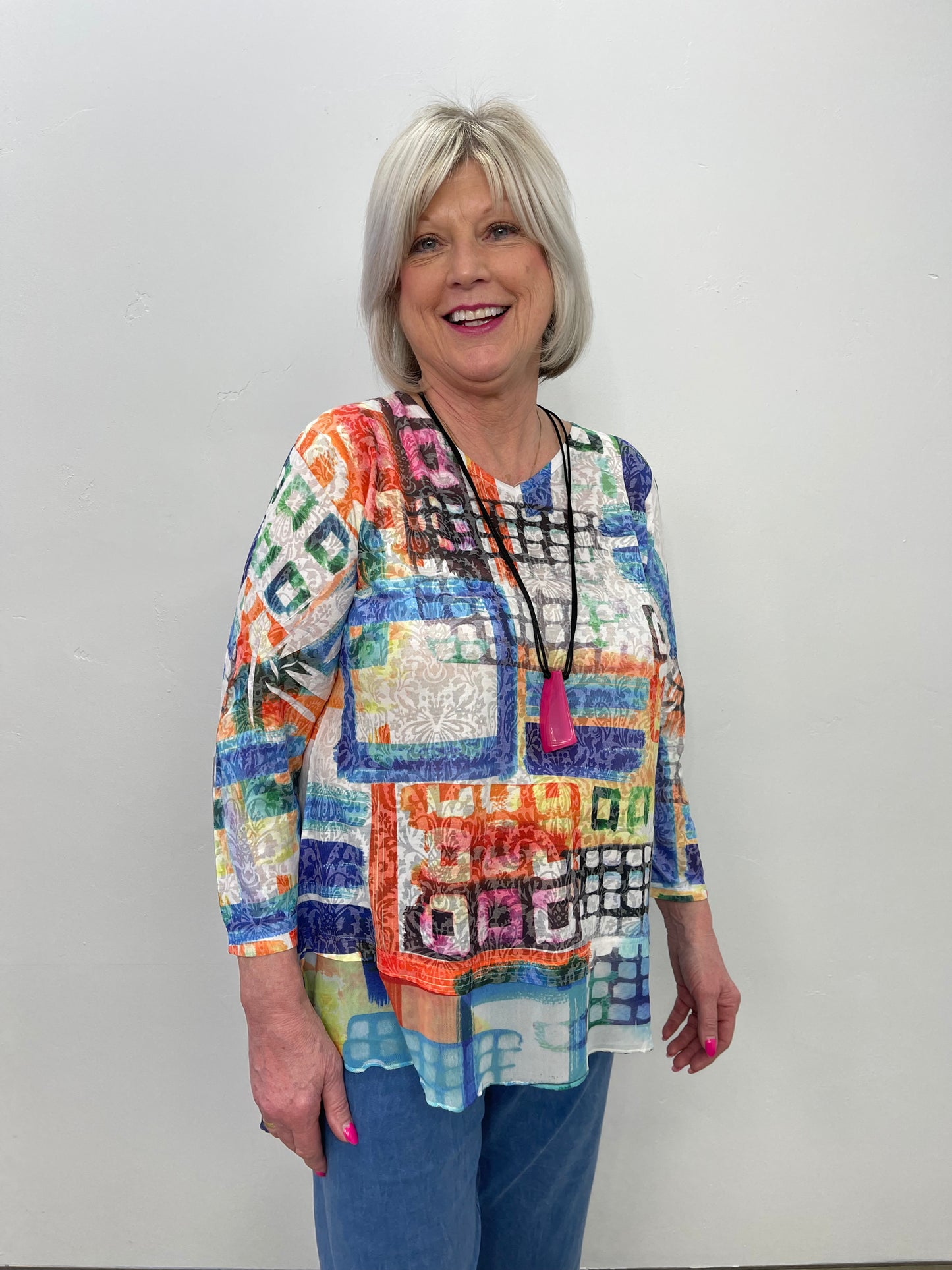 Load image into Gallery viewer, Geometric 3/4 Sleeve Burnout Tunic with Chiffon
