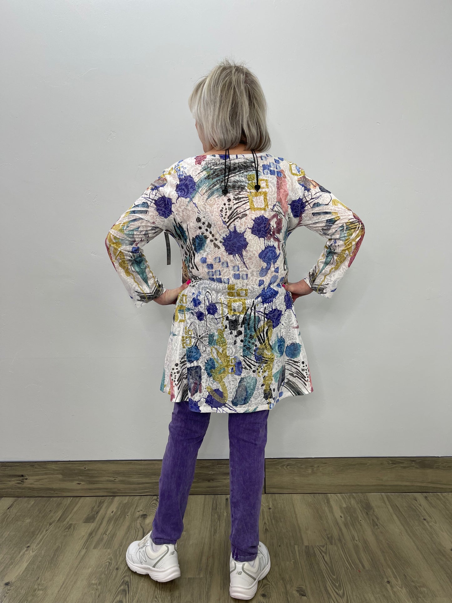 Splatter 3/4 Sleeve V Neck Burnout Tunic