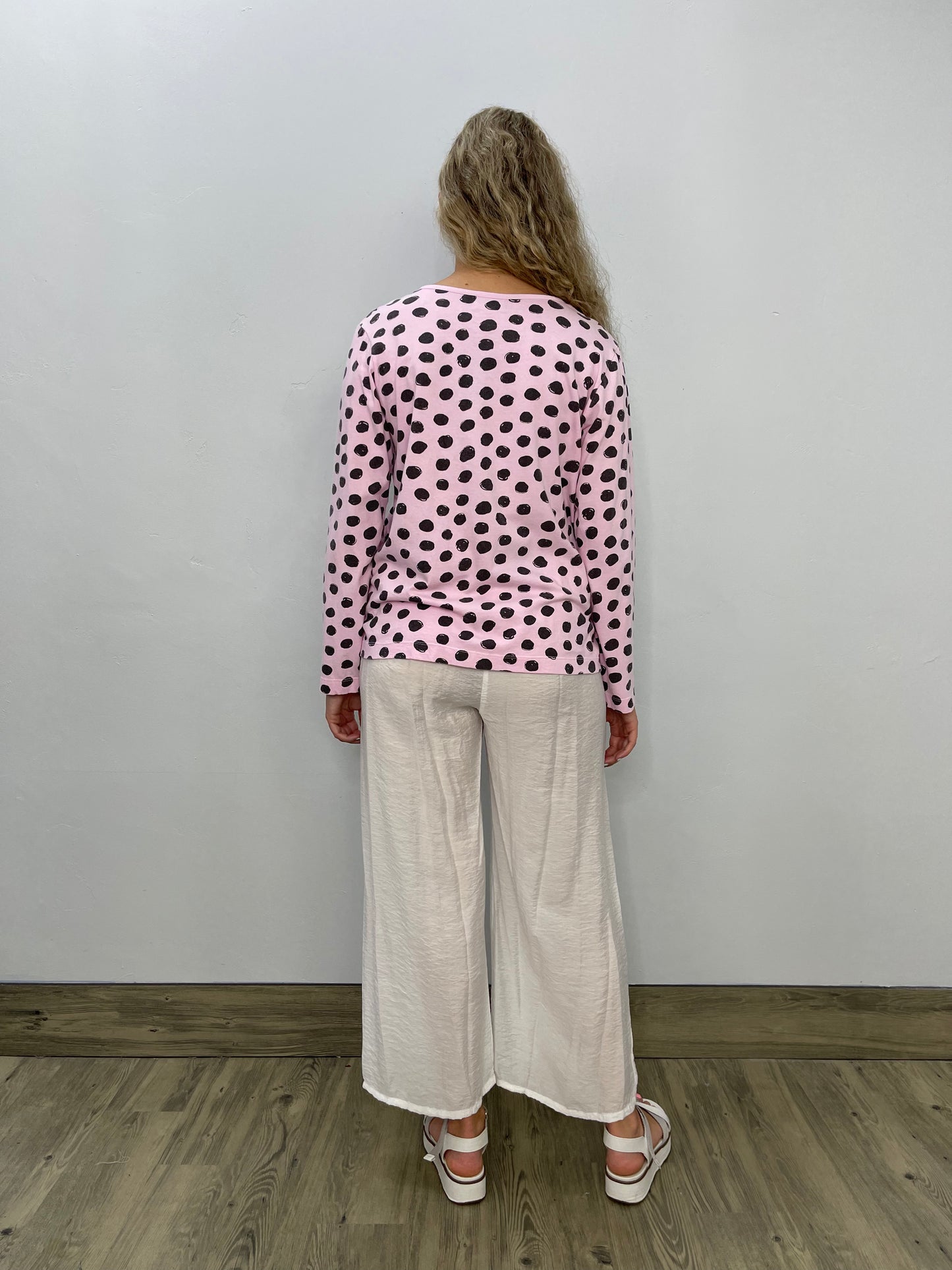 Load image into Gallery viewer, White Flowy Pants with Pockets
