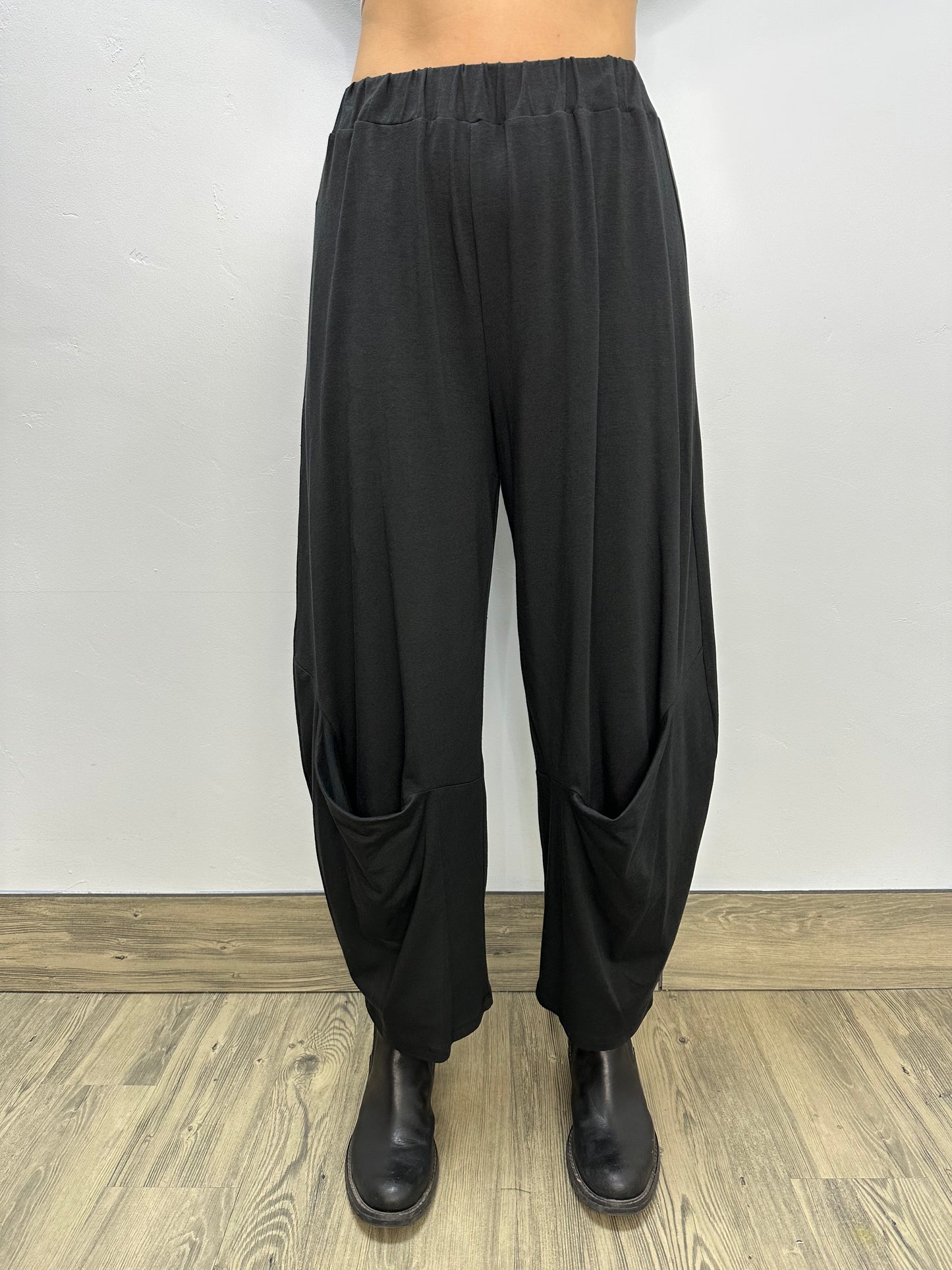 Black Modal Flowy Lucille Crop Pant