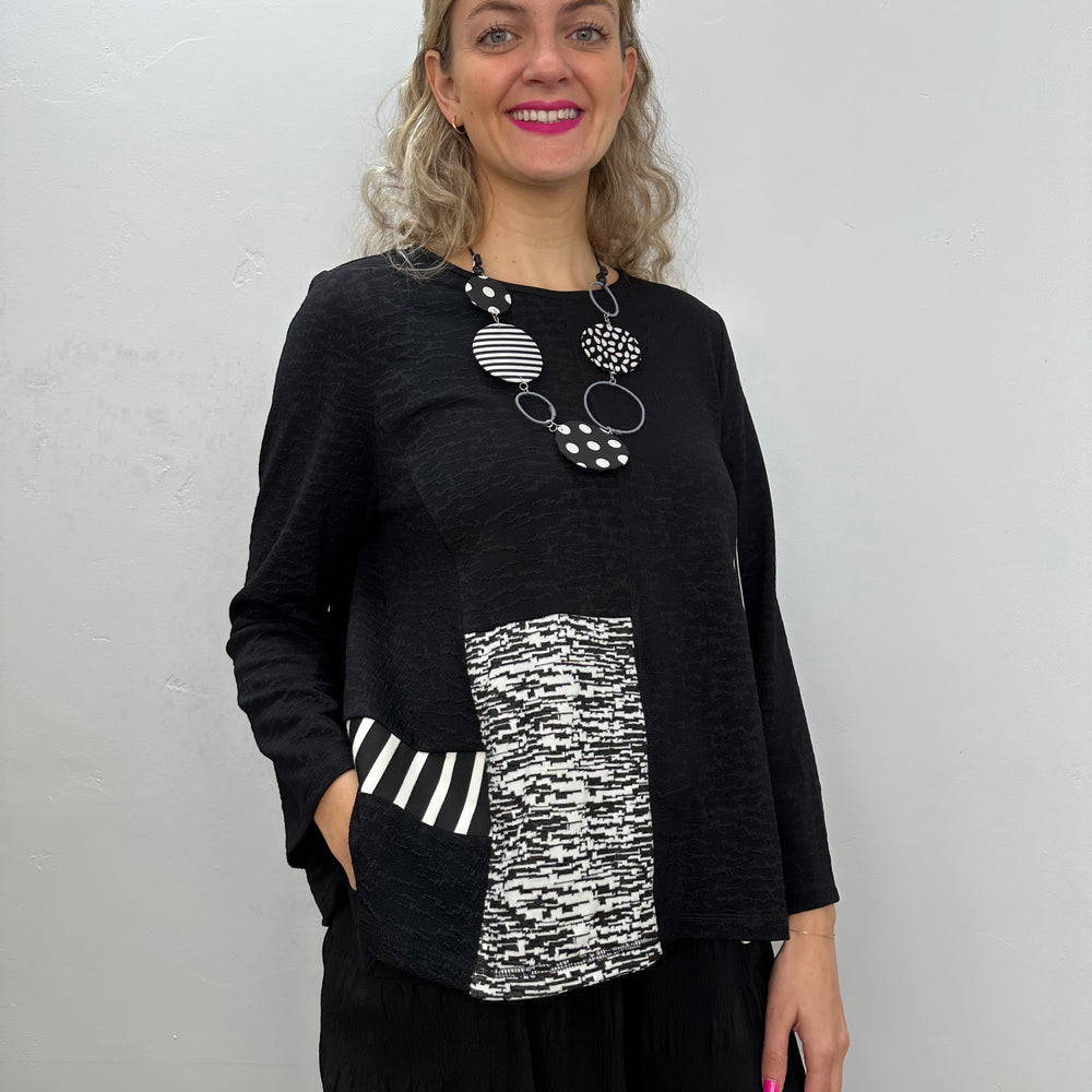 Black and Gray Pattern Tunic