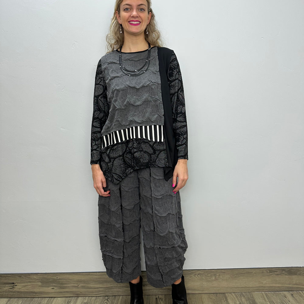 Gray Long Sleeve Pattern Asymmetric Tunic