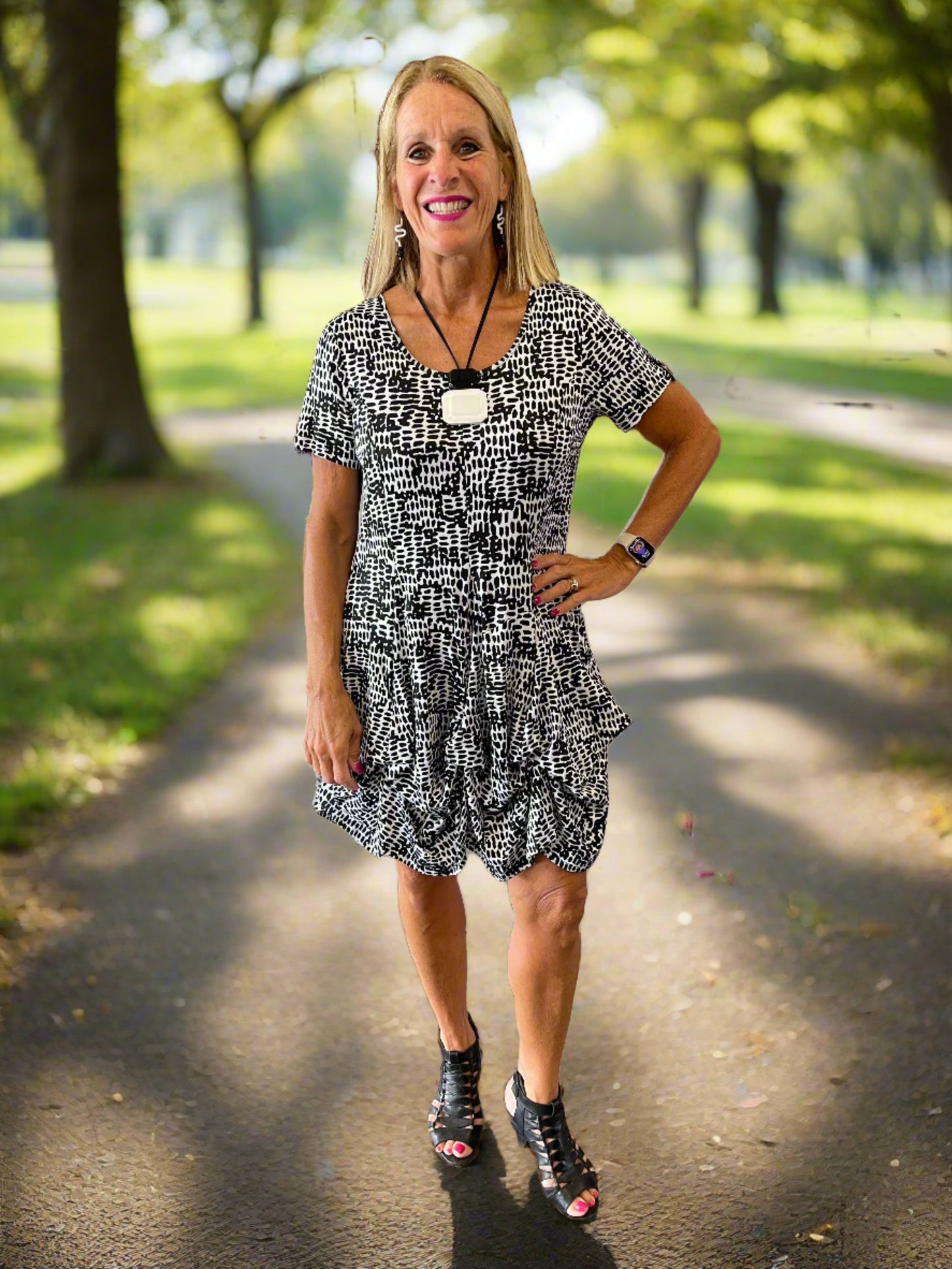 Black and White Short Sleeve Bubble Dress