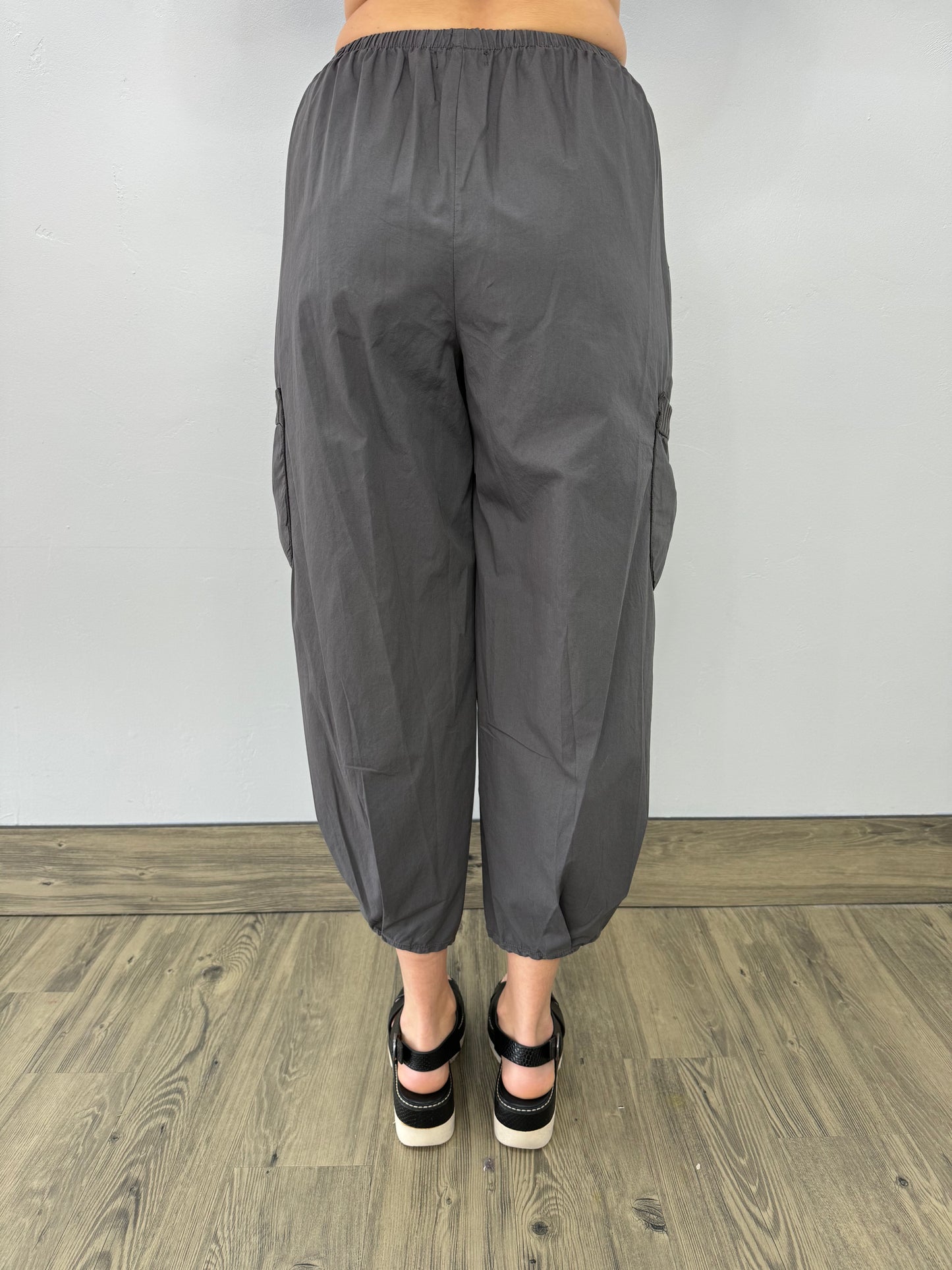 Dusk Gray Crop Two Pocket Pant