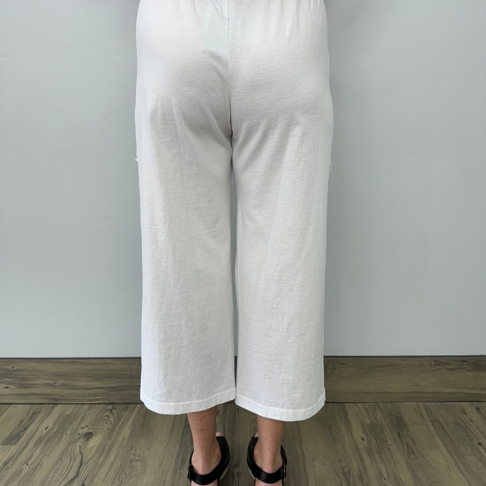 
                  
                    White Cotton Multi Pocket Crop Pant
                  
                