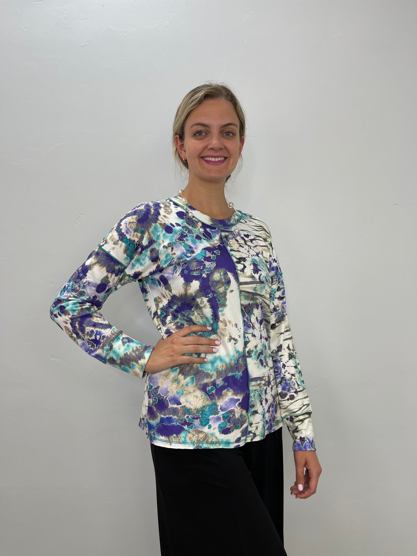 Ice Pattern Long Sleeve Top with Merrill Edge