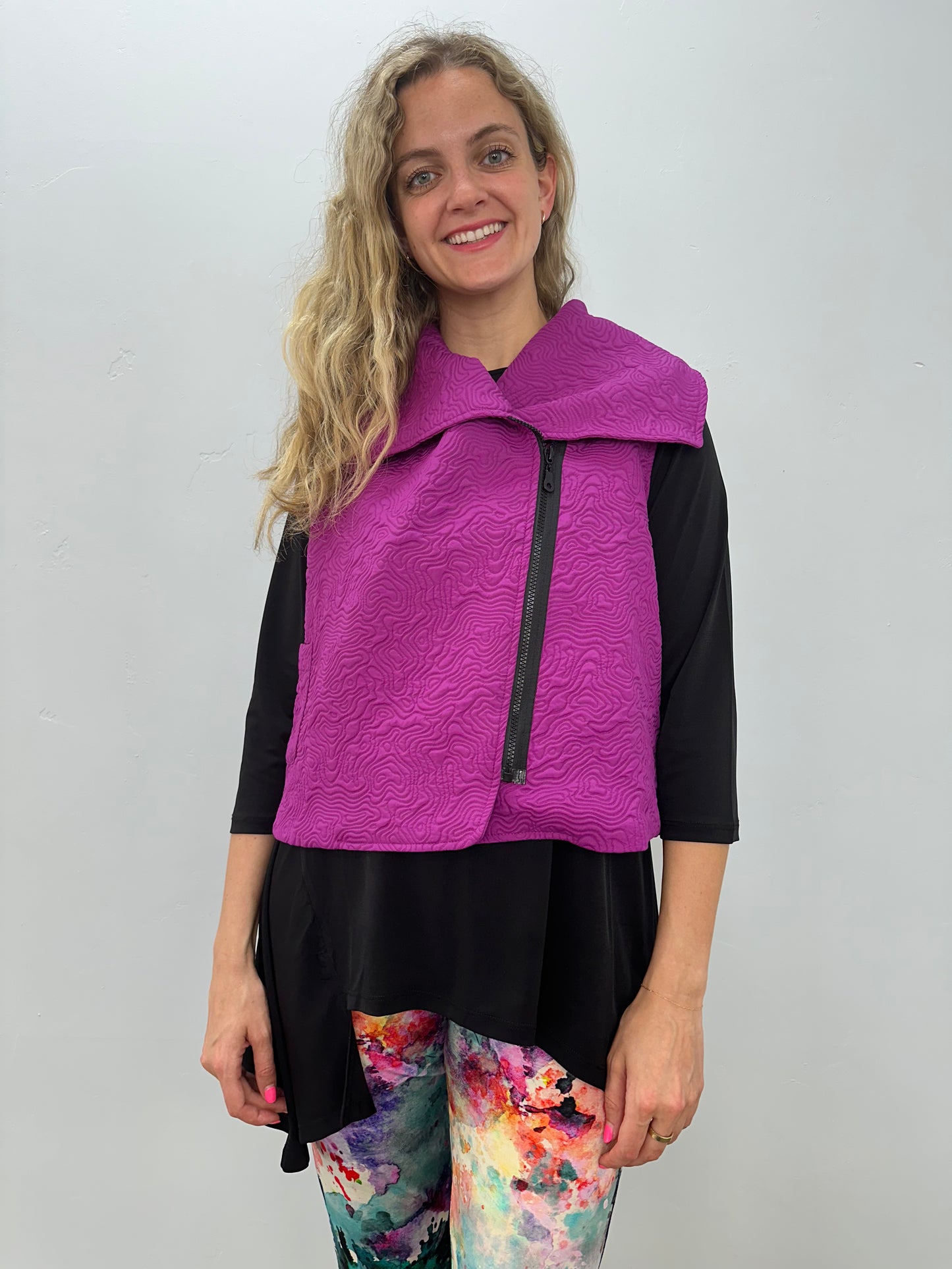 Dragonfruit Fuchsia Textured Zipper Vest