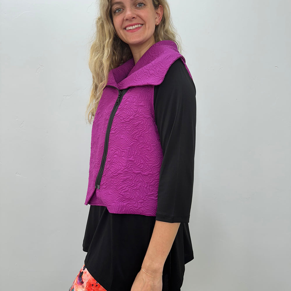 
                  
                    Dragonfruit Fuchsia Textured Zipper Vest
                  
                