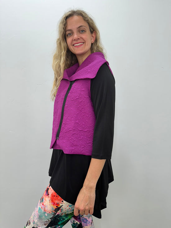 Dragonfruit Fuchsia Textured Zipper Vest