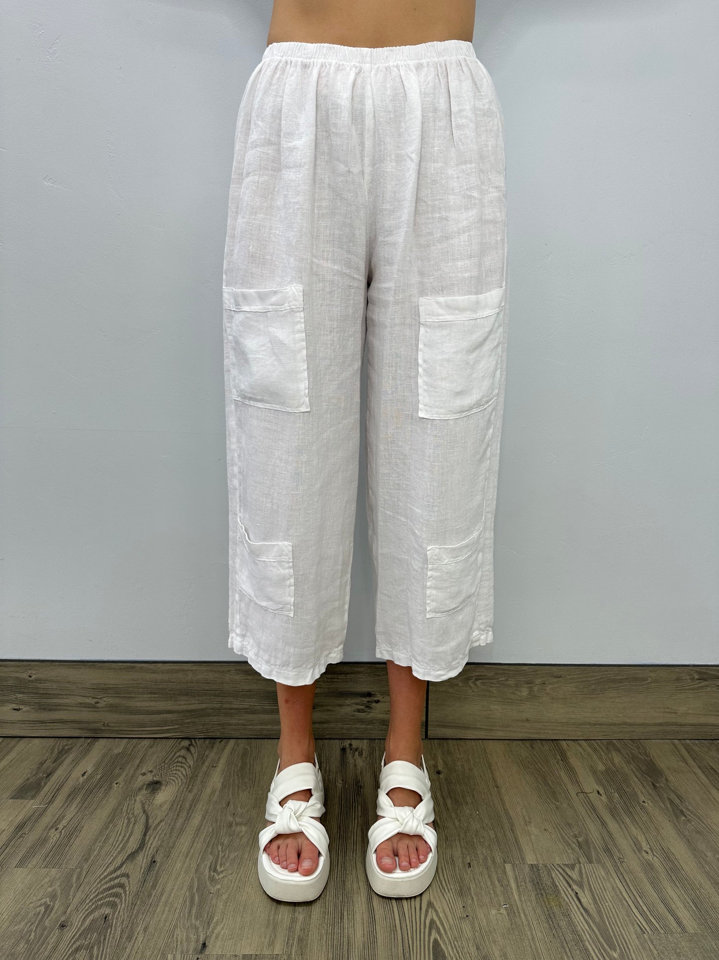 White Linen Multi Pocket Crop Pant