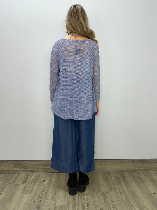 Load image into Gallery viewer, Coast Blue Pattern Long Sleeve Mesh Top
