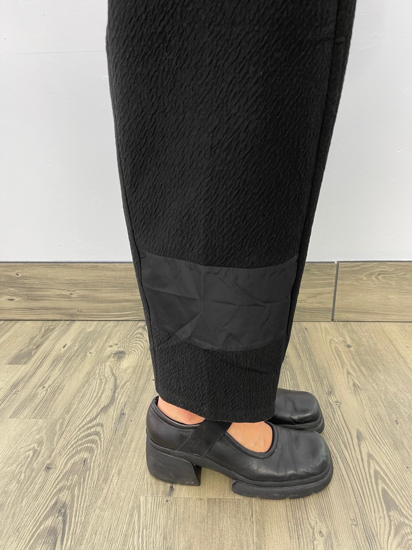 Black Pant with Square Accent