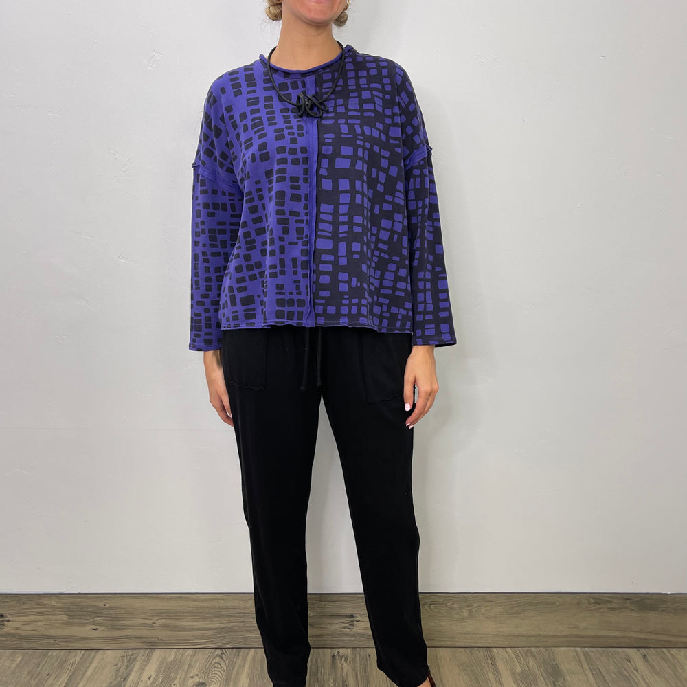 Violet City Pattern Fleece Long Sleeve