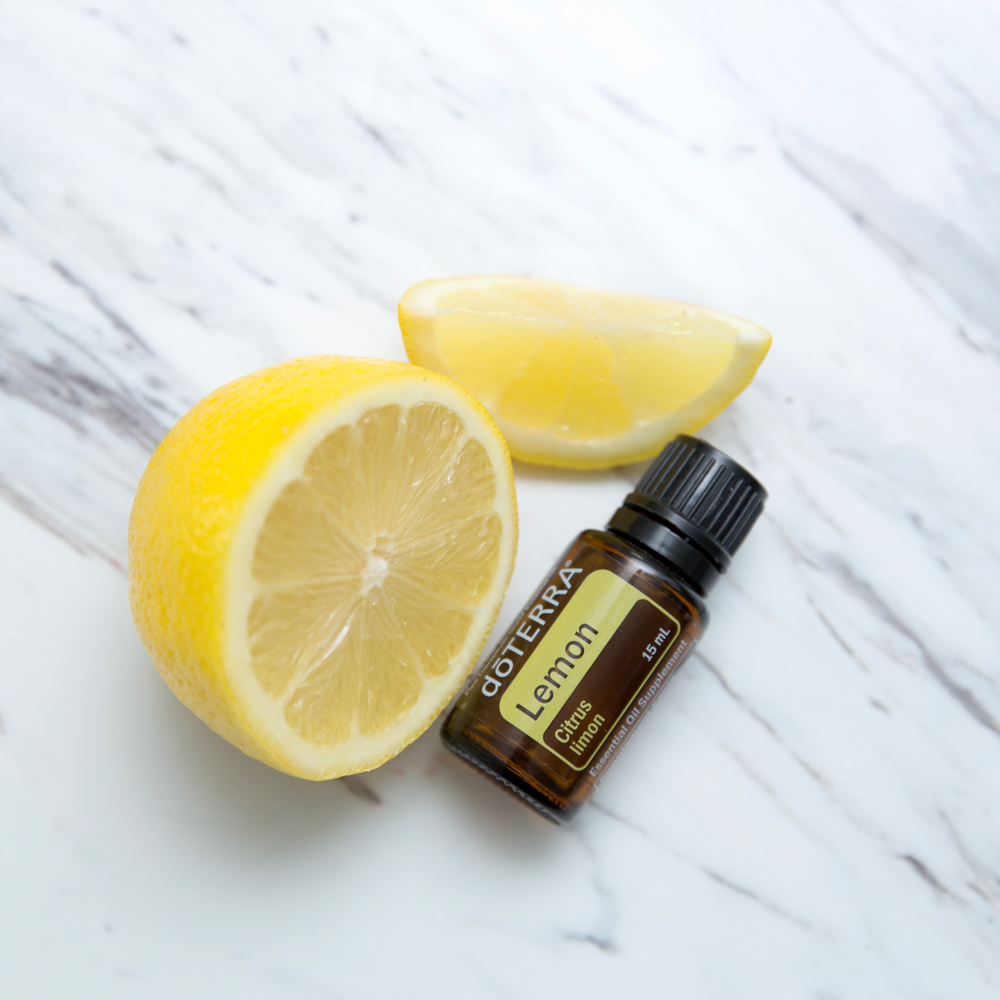 
                  
                    Lemon 15ML OIL
                  
                