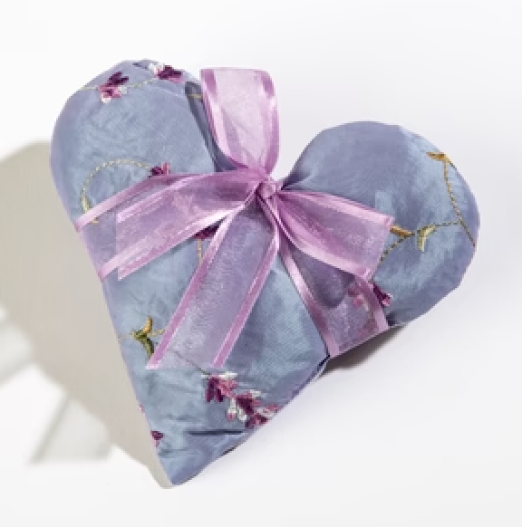 LAVENDER HEART SACHET IN EMBROIDERED SATIN FABRIC