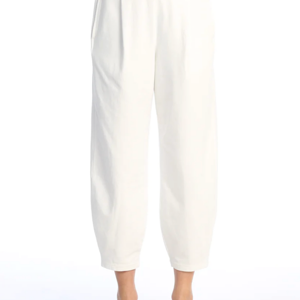 White Cotton Lantern Pants with Pockets and Front Seam