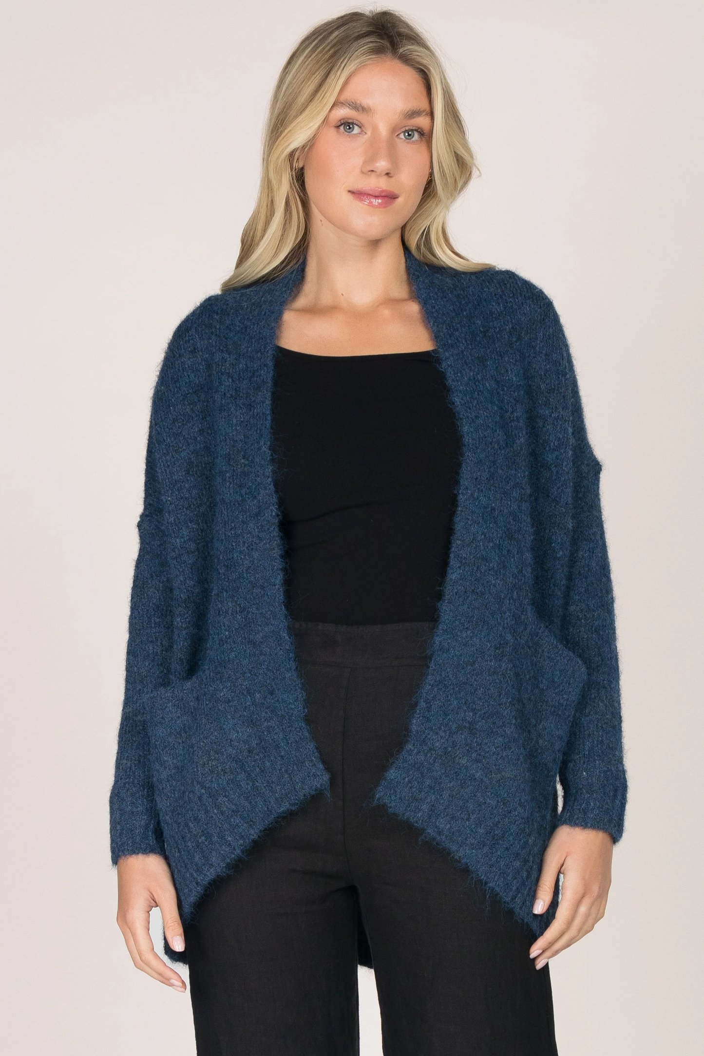 Load image into Gallery viewer, Navy Soft Cardigan with Pockets
