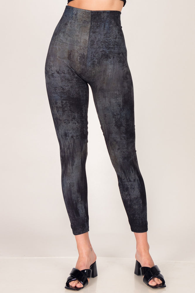 
                  
                    Pewter Full Length Damask Pattern Legging
                  
                