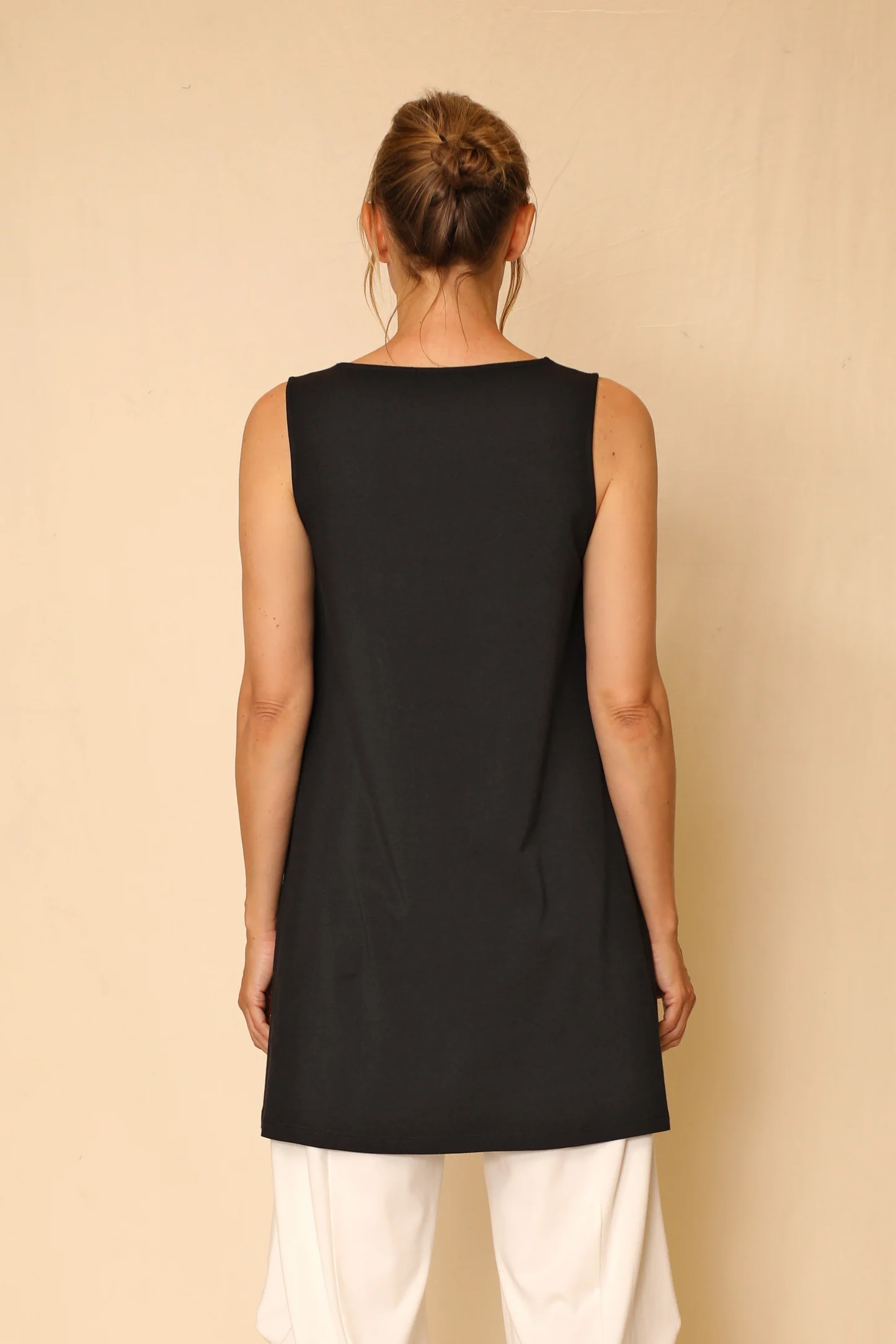 Black Sleeveless Romina Two Pocket Tunic