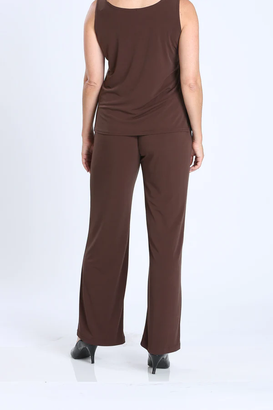 Load image into Gallery viewer, Chocolate Brown straight Pant with Pockets
