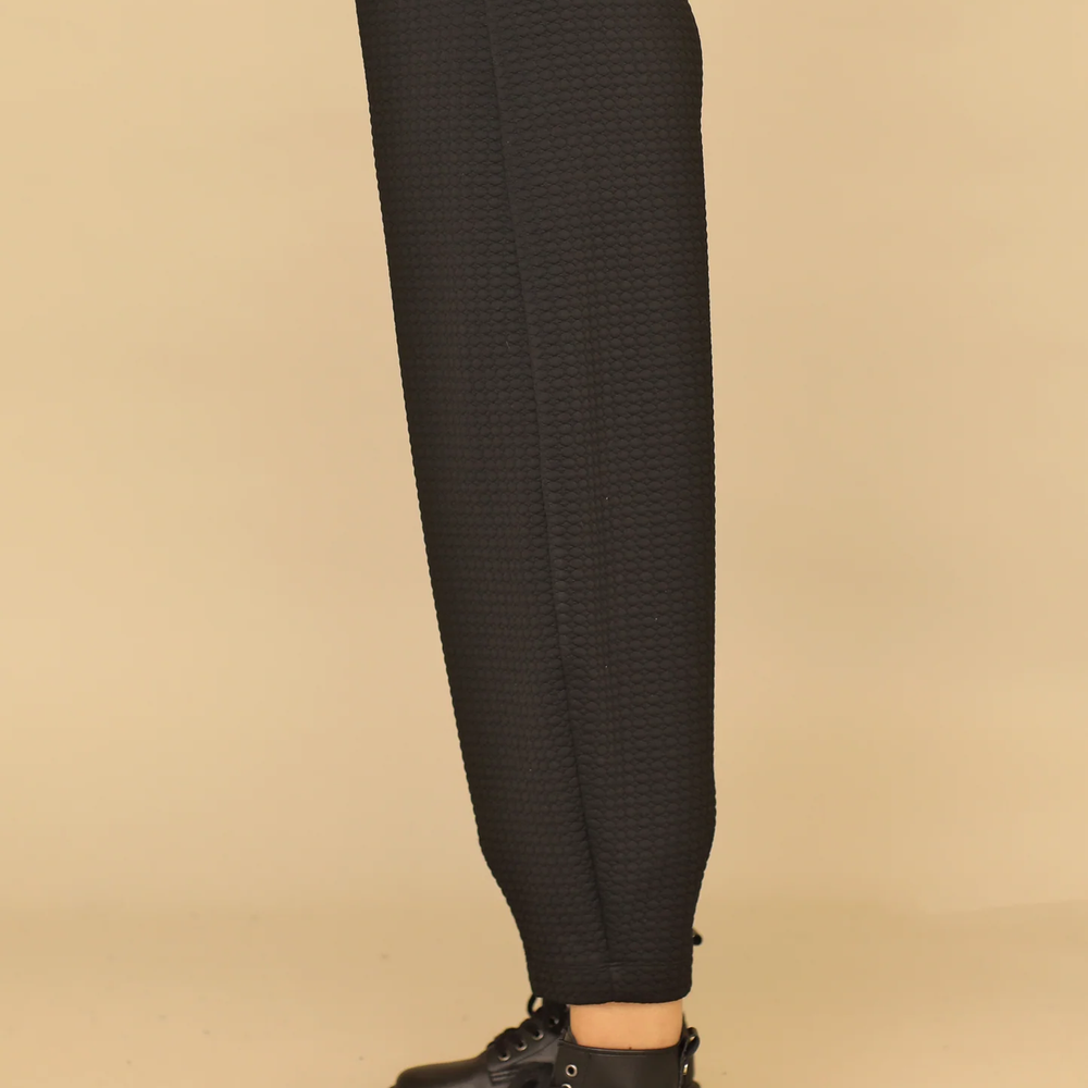 Black Dot Puff Jacquard Textured Pant