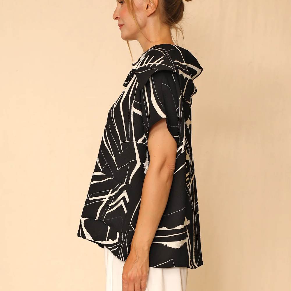 Coal Pattern Short Sleeve Carlota Top