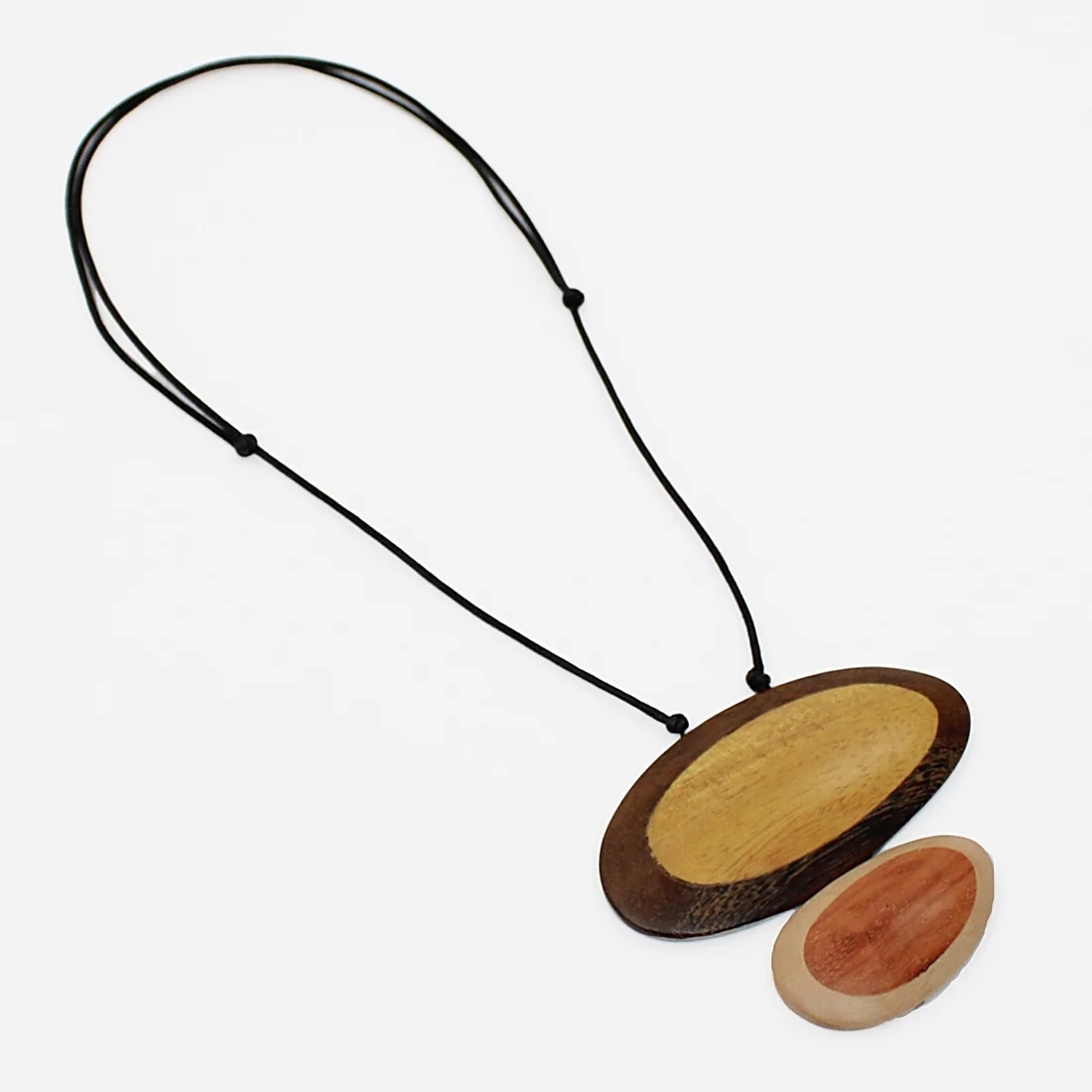 Duel Oval Wood Whilla Pendant