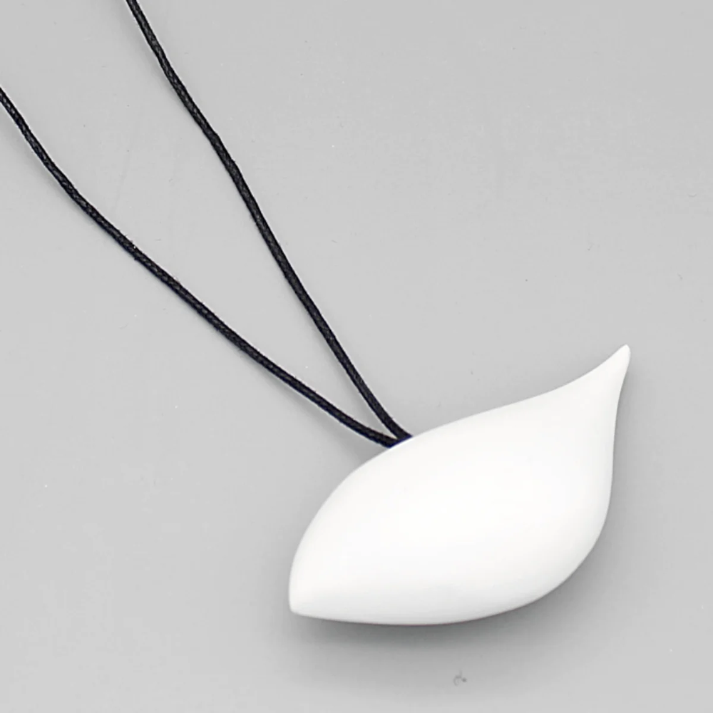 
                  
                    White Wooden Bird Adjustable Necklace
                  
                