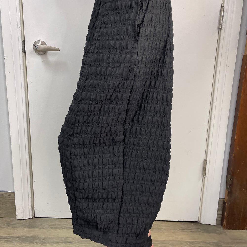 Black Wide Leg Square Puckered Pant