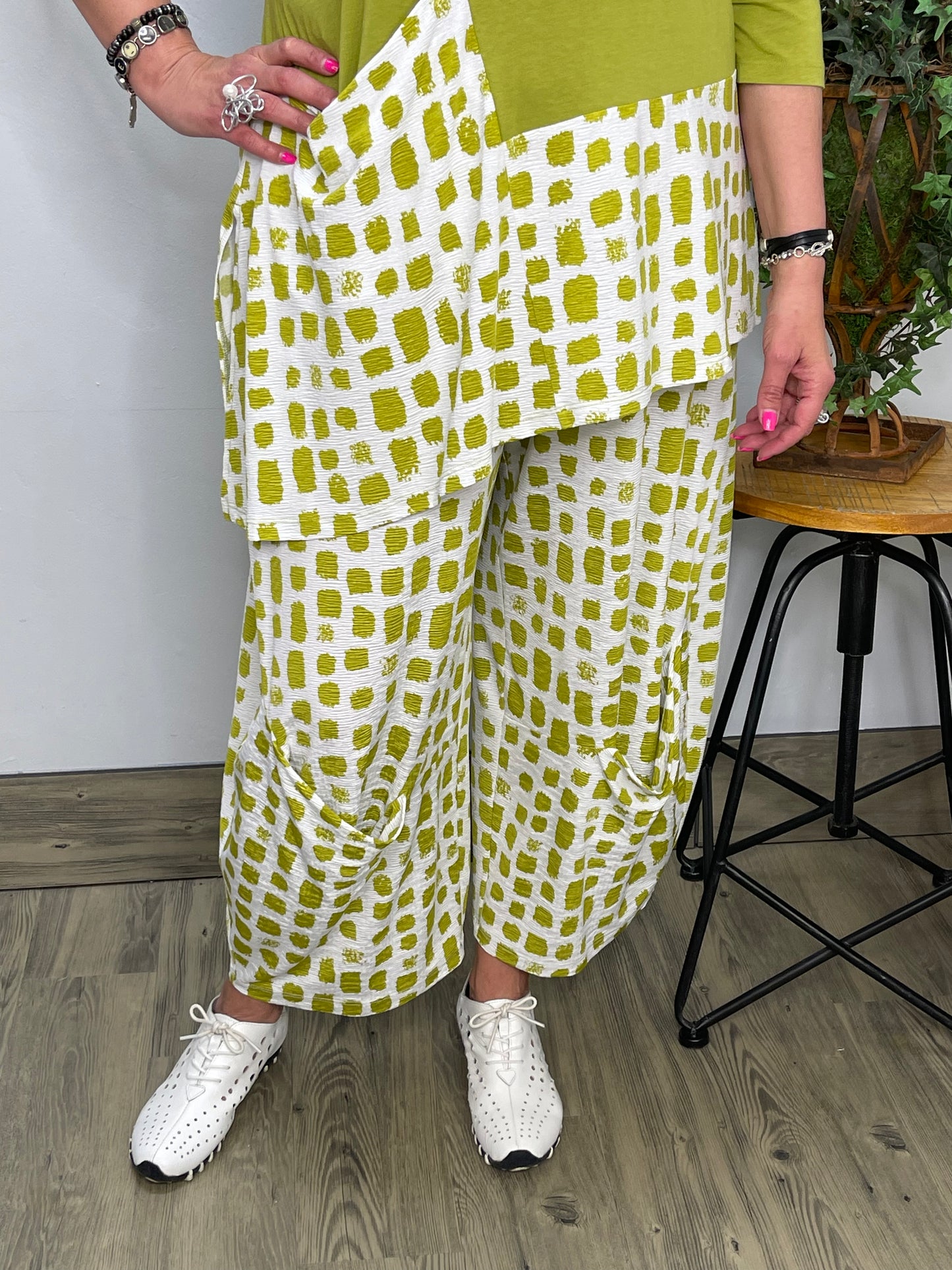 Garden Poppy Pattern Pant with Pockets