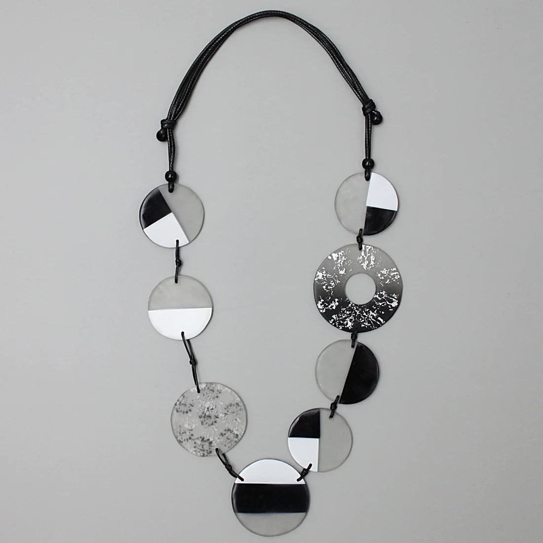 Load image into Gallery viewer, Black and White Emmy Necklace
