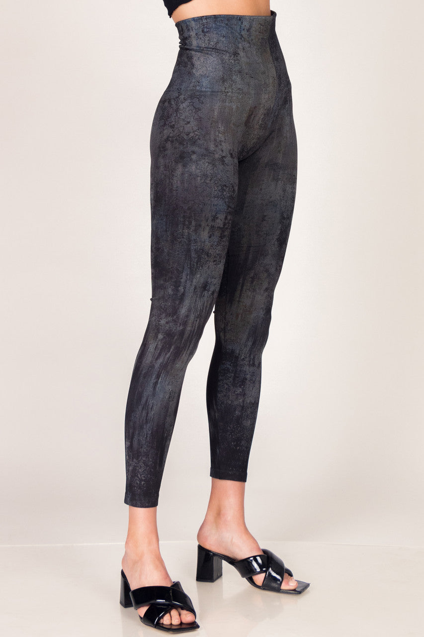 Twisted Threads Boutique - Zenana Mineral Washed Moto Leggings