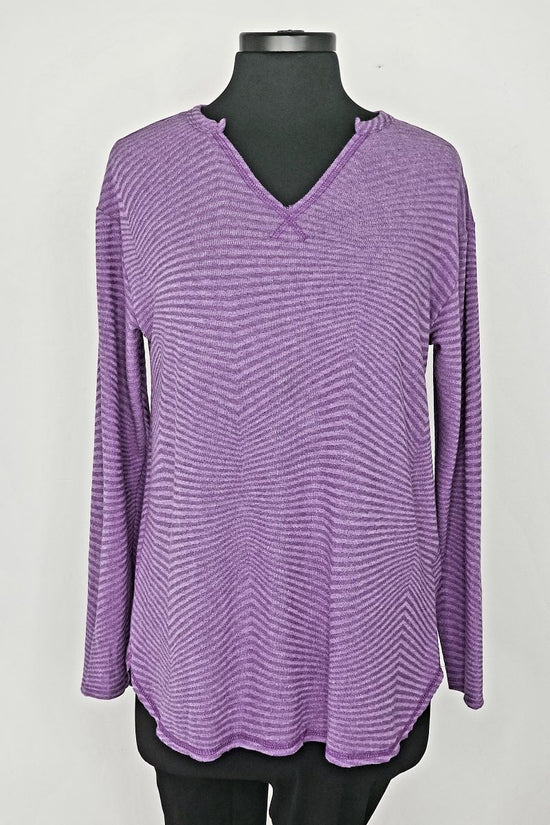 Load image into Gallery viewer, T10724RDEP Long Sleeve V-Neck Tunic Top
