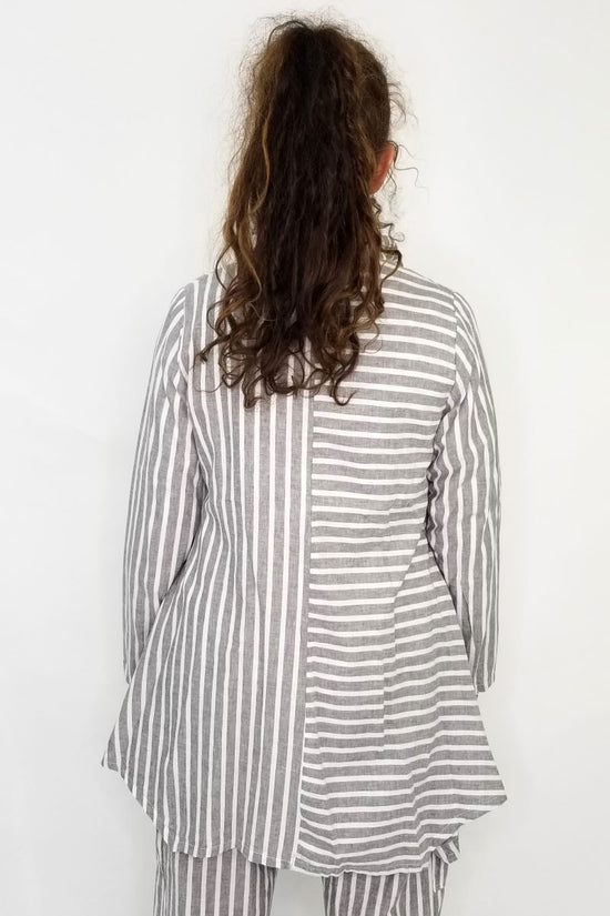 Load image into Gallery viewer, C44932 Collared Asymmetrical Shirt
