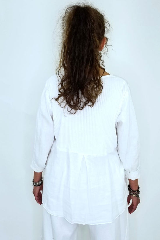 Load image into Gallery viewer, C44825 White Top with Ribbed Back
