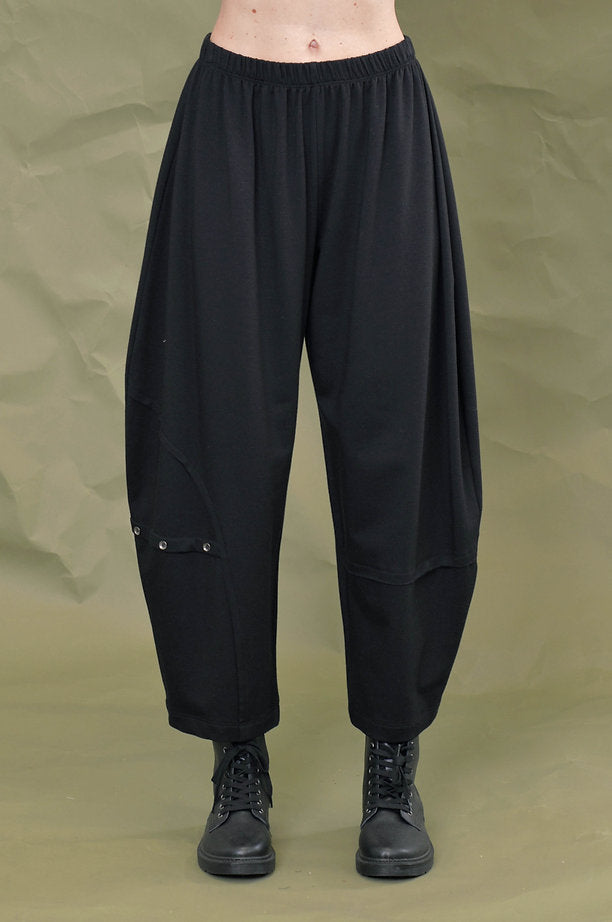 Keris Pant with Button Detail - Solid