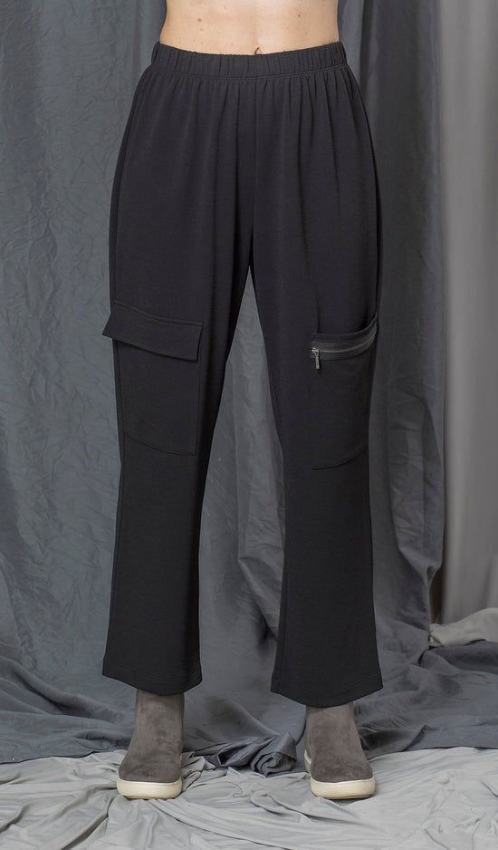 Black Wendy Pant with Zipper and Pockets