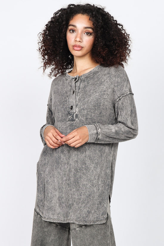 Load image into Gallery viewer, S4950A Mineral Wash Lounge Tunic
