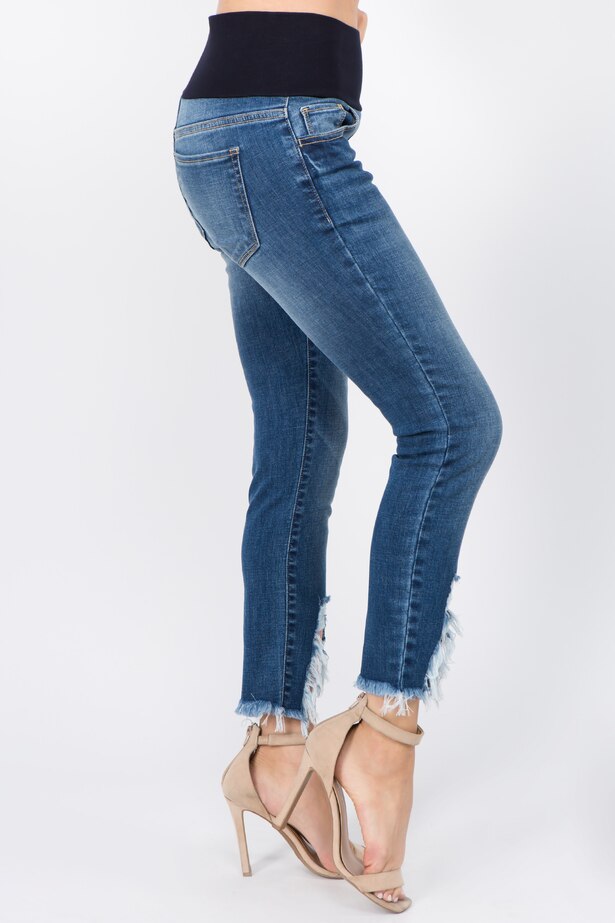 B4679 Fray Hem Crop Jeans with High Waistband