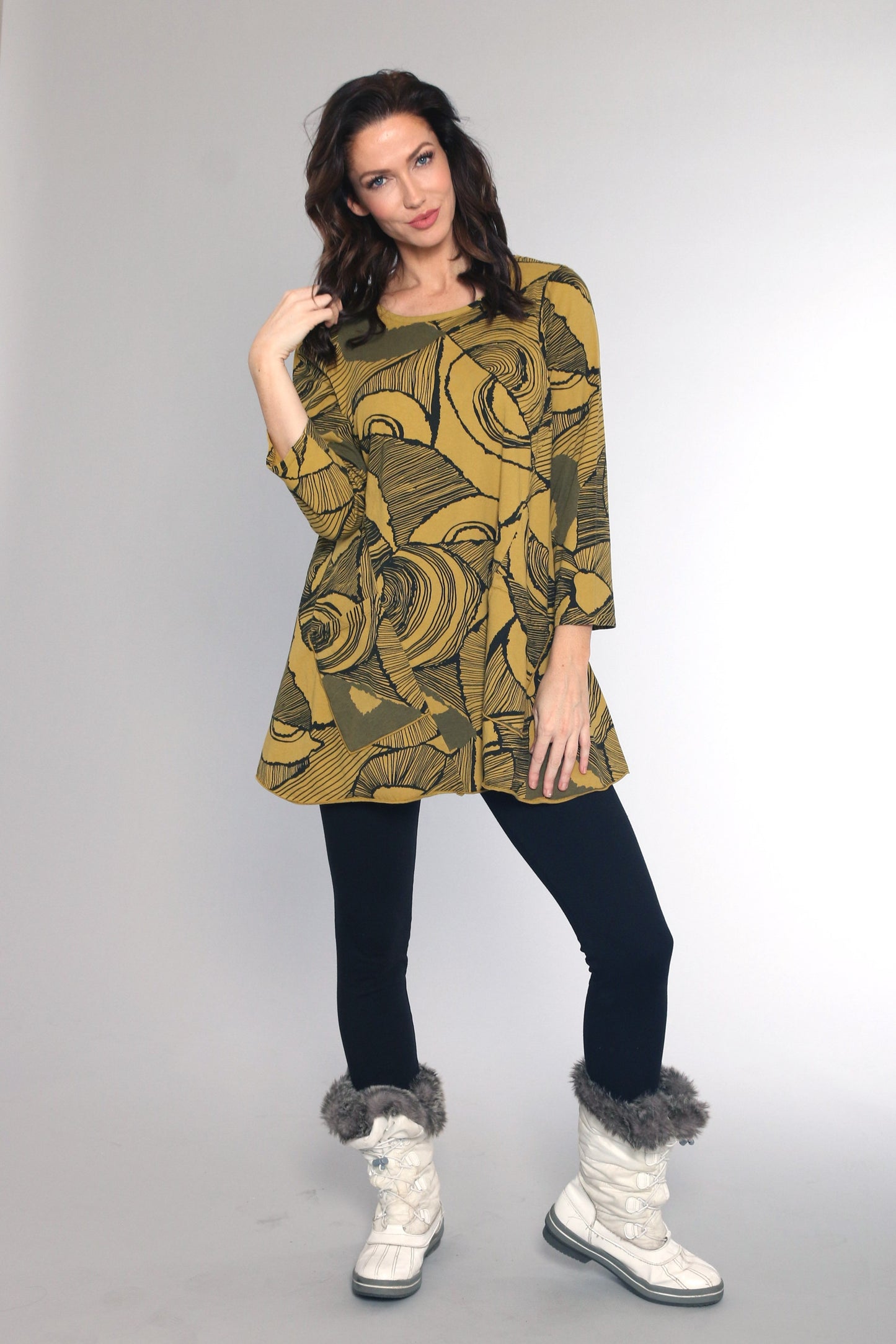 C44176C Tunic Top with Pockets