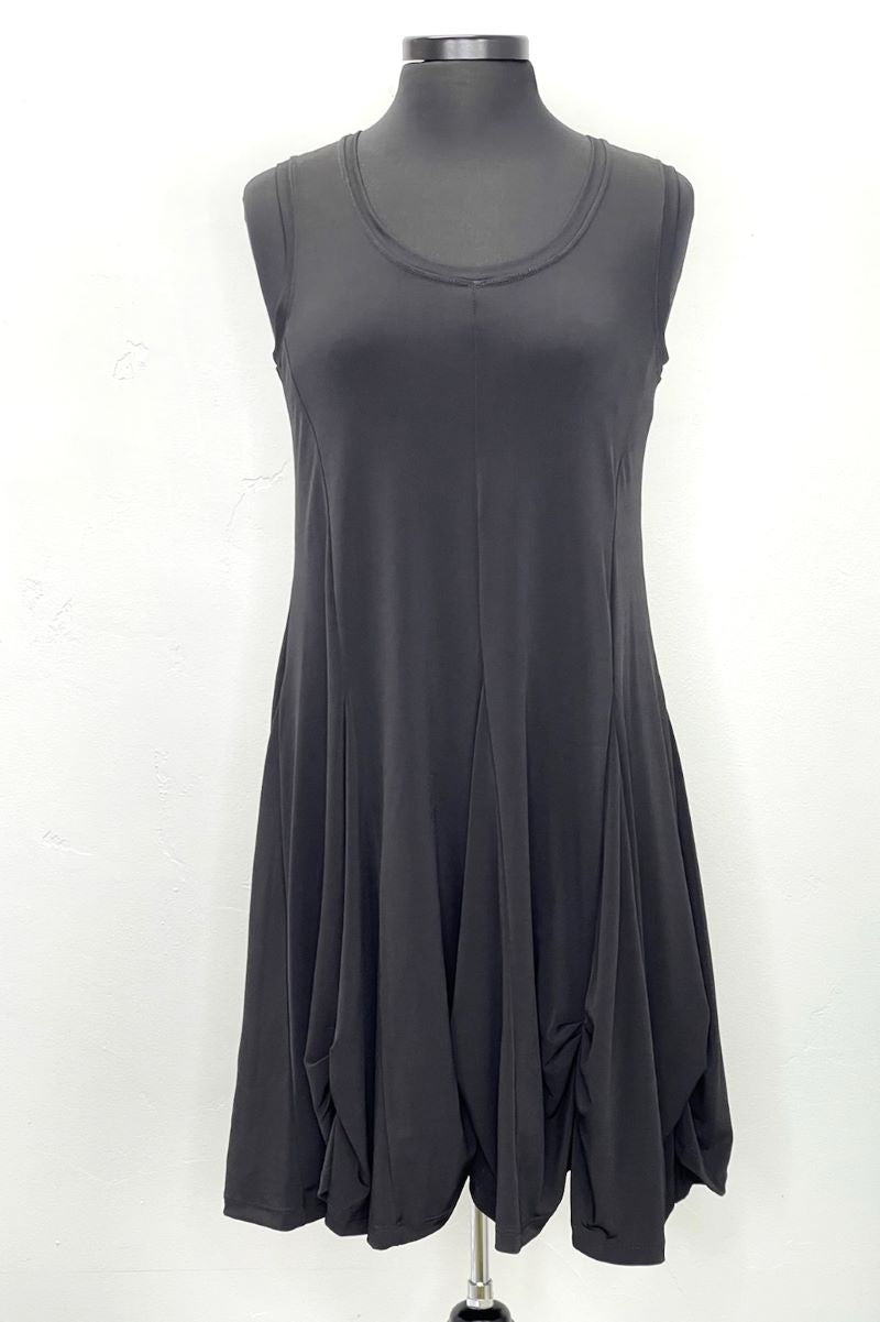 Load image into Gallery viewer, Black Sleeveless Pull Over Bubble Dress
