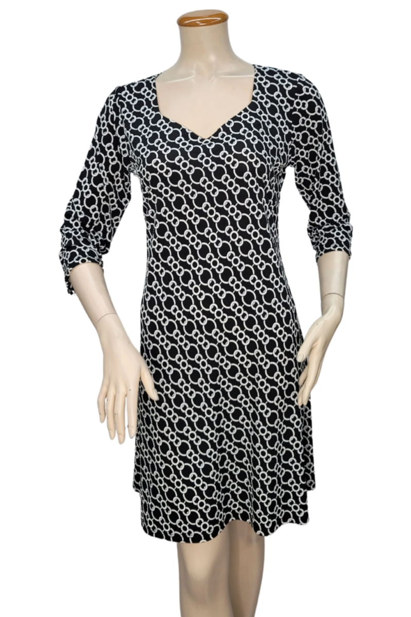 D0809010 Black White 3/4 Sleeve Dress with Sweetheart Neckline