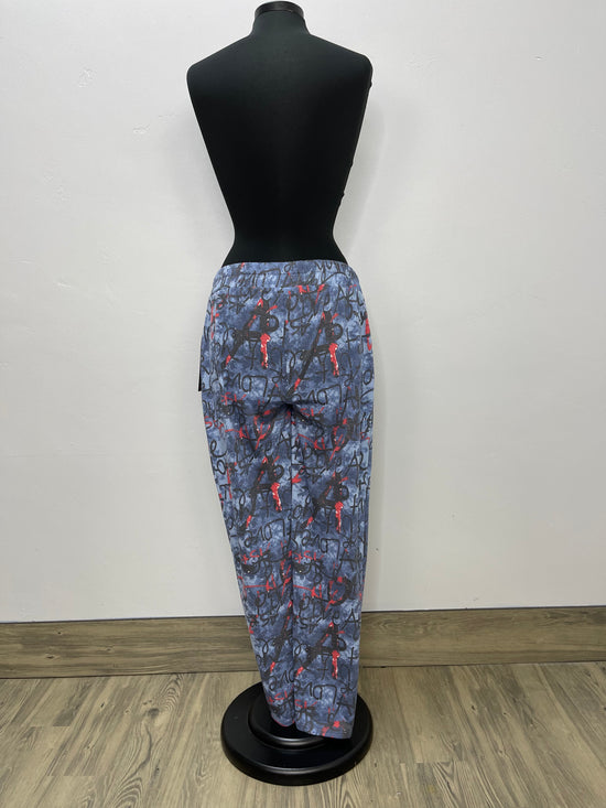 Load image into Gallery viewer, Blue Pattern Pants with Pockets - 28&amp;quot; Inseam
