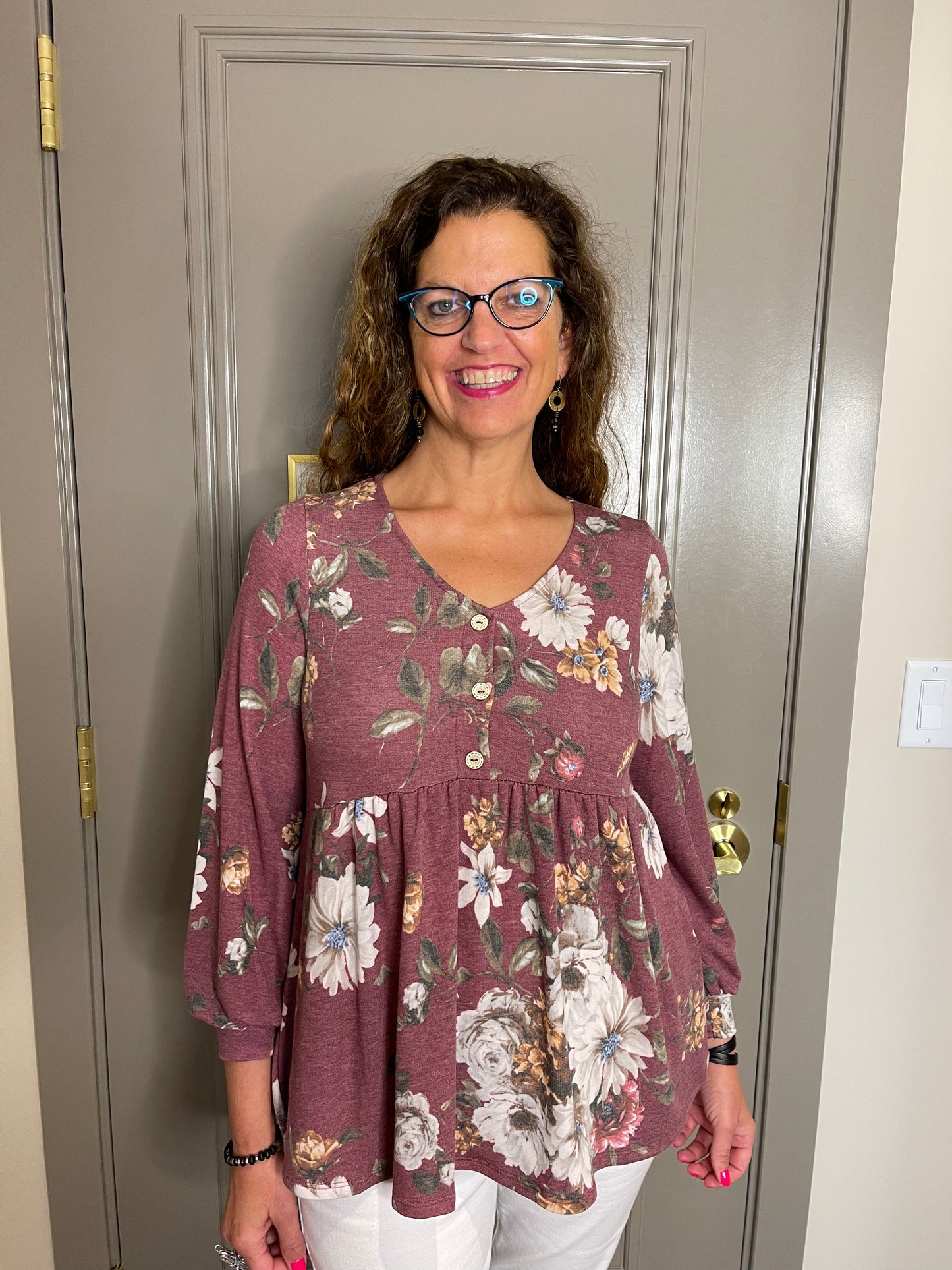 Mauve Flowy 3/4 Sleeve Top with Flowers