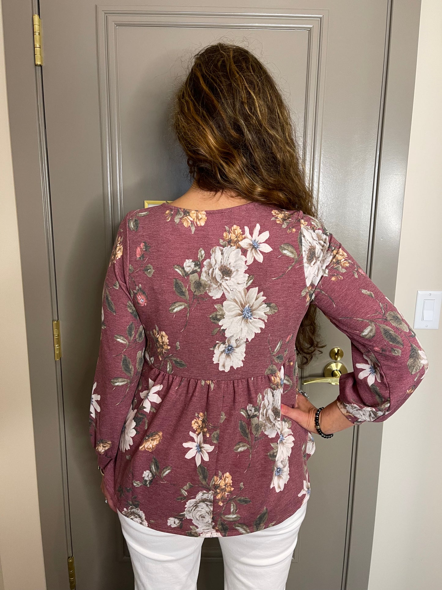 Mauve Flowy 3/4 Sleeve Top with Flowers