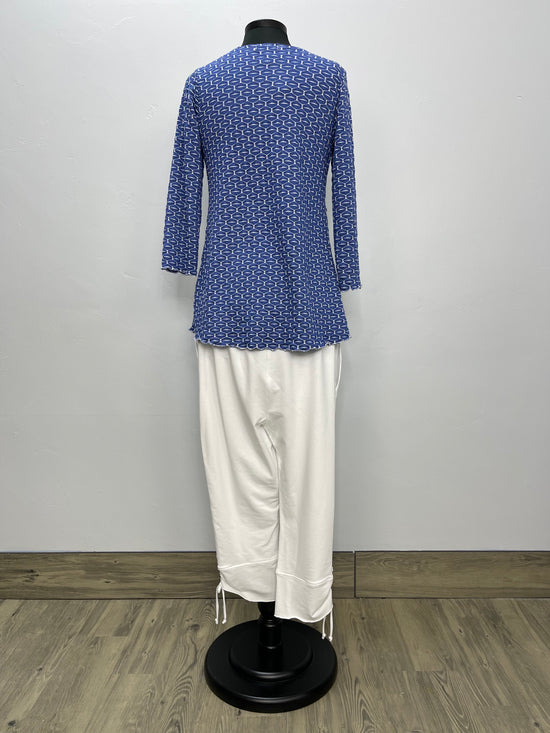 Load image into Gallery viewer, Honeycomb 3/4 Sleeve Tunic Denim
