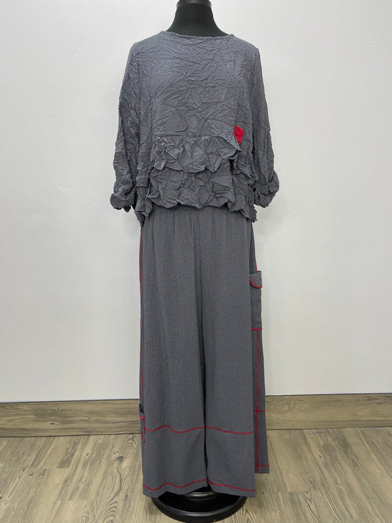 Gray Stripe 3/4 Sleeve Top